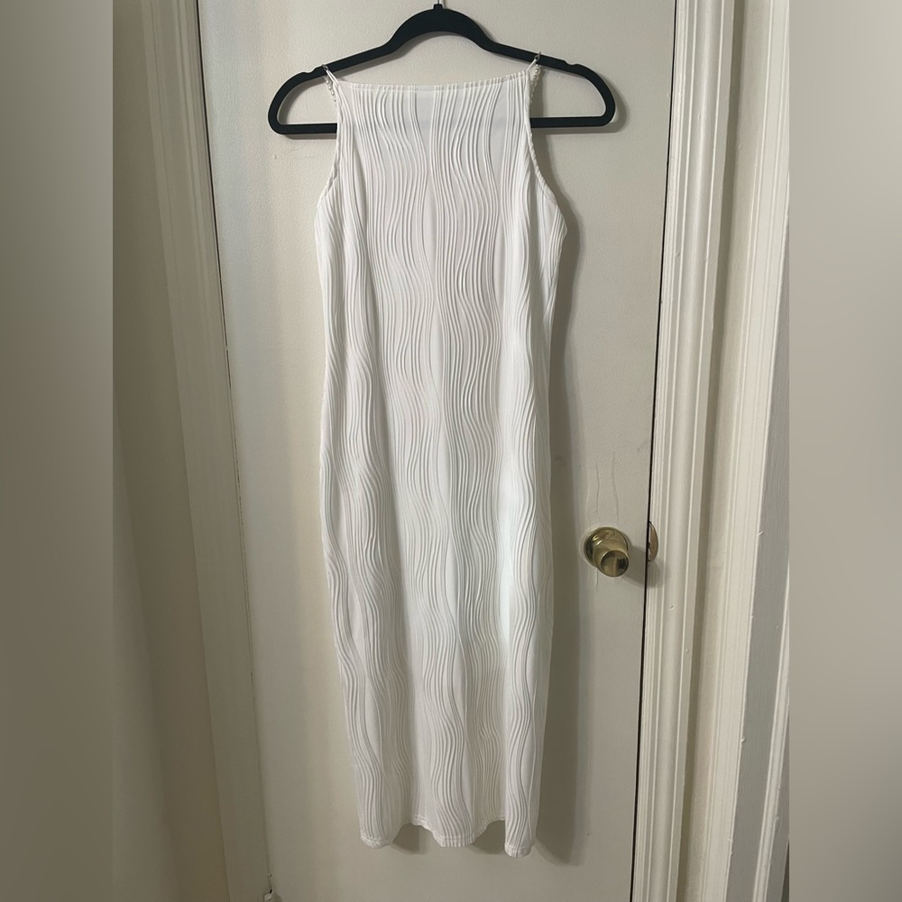 Rihoas Medium White Pearl Strap Bodycon Midi Dress